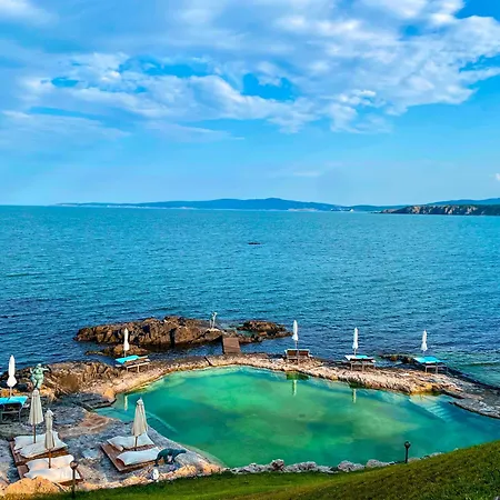 Art Complex Anel מלון