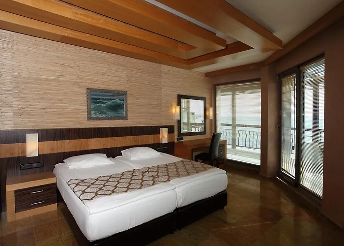 Art Complex Anel 酒店 3*