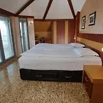 Art Complex Anel 3*