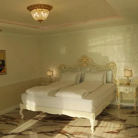 فندق Art Complex Anel 3*