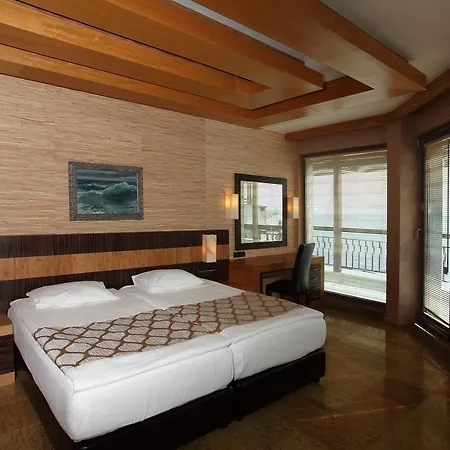 Art Complex Anel Otel 3*