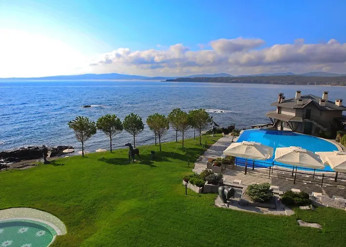 Отель Art Complex Anel 3*