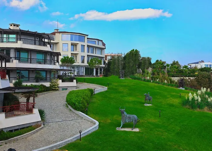 Art Complex Anel Hotel